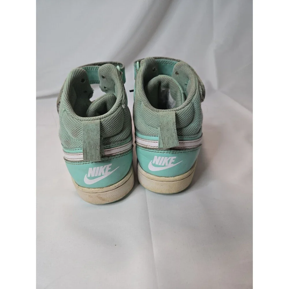 Nike High Top Sneakers Court Borough Kids 4y Green Basketball Gym Tennis Shoes